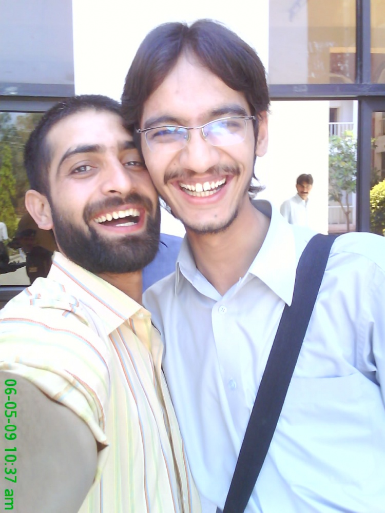 Zindagi ka sub say acha pal bzu main