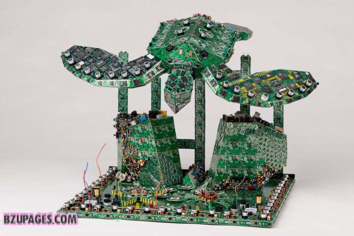 stunning creations with pc chips (7)