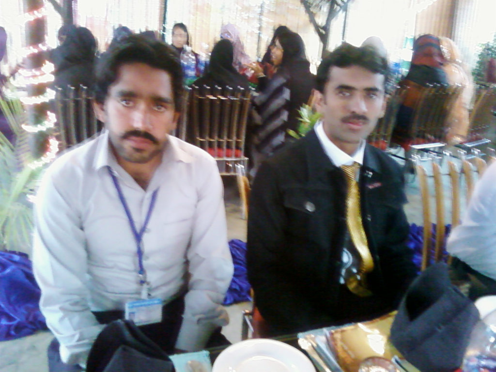 Sultan Salahuddin, Ajmal Malik