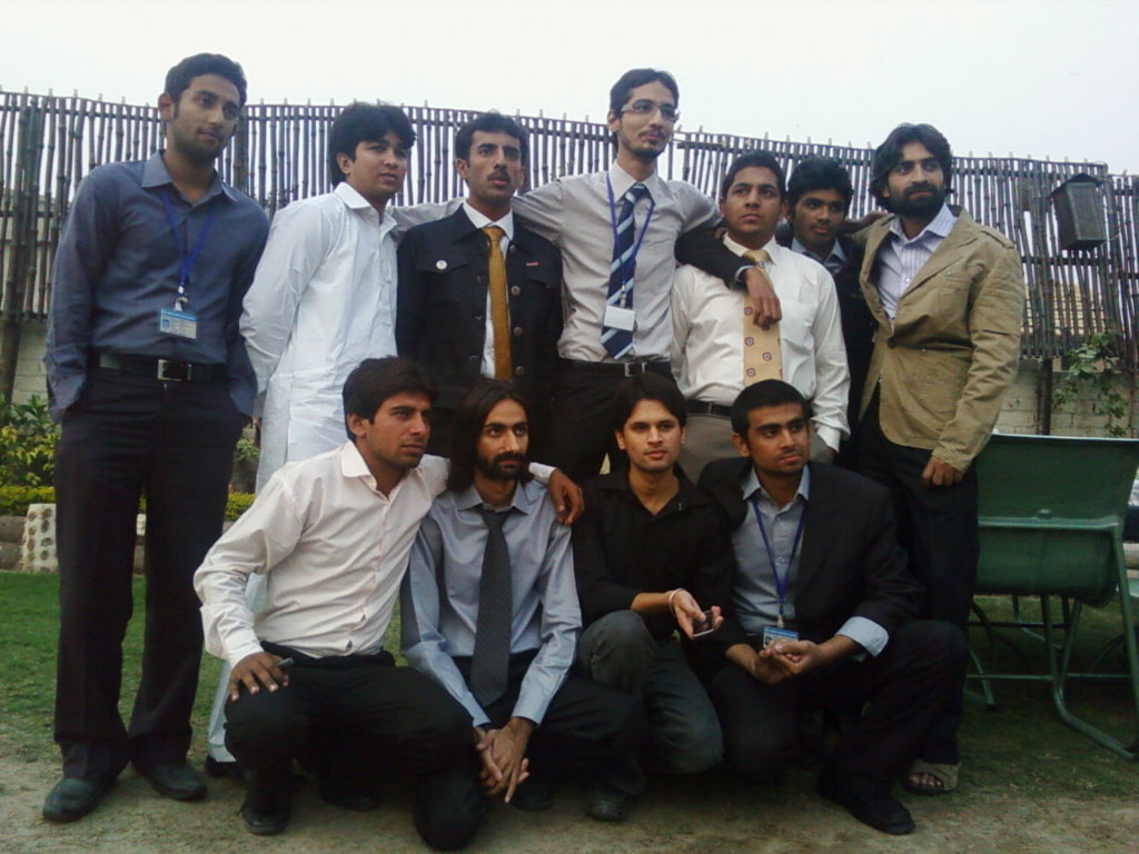 Our Class...at Dera inn BZU Get together party BSIT07 11    November 23, 2009 (44)