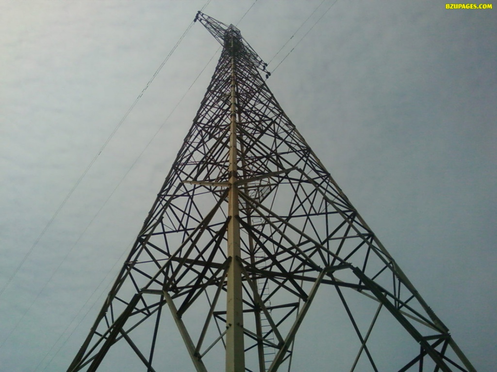 A big electric Tower near Taunsa barrage