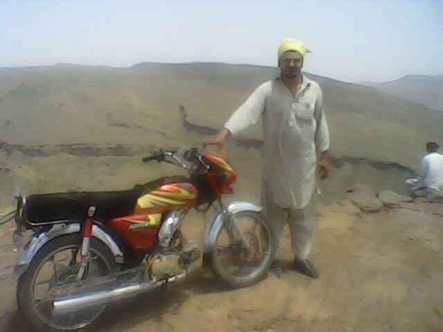 awais khan was standing with fear