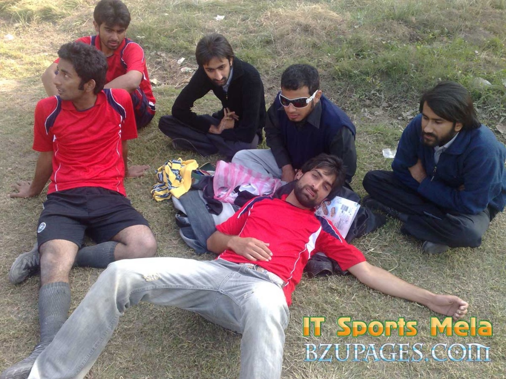 Taha, Bukhty, Wasif, Shah Rukh, me