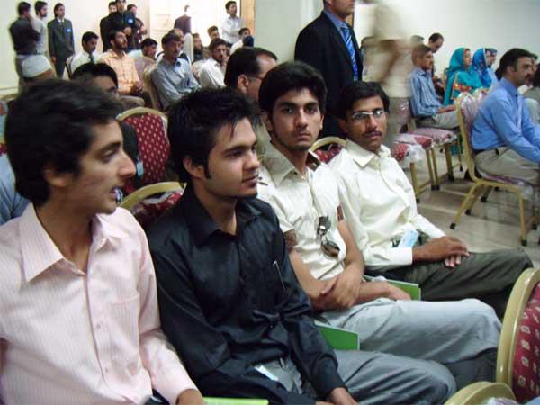 Student of CIIT sahiwal listing to the speech of Rector CIIT during TechnoMoot 2010
