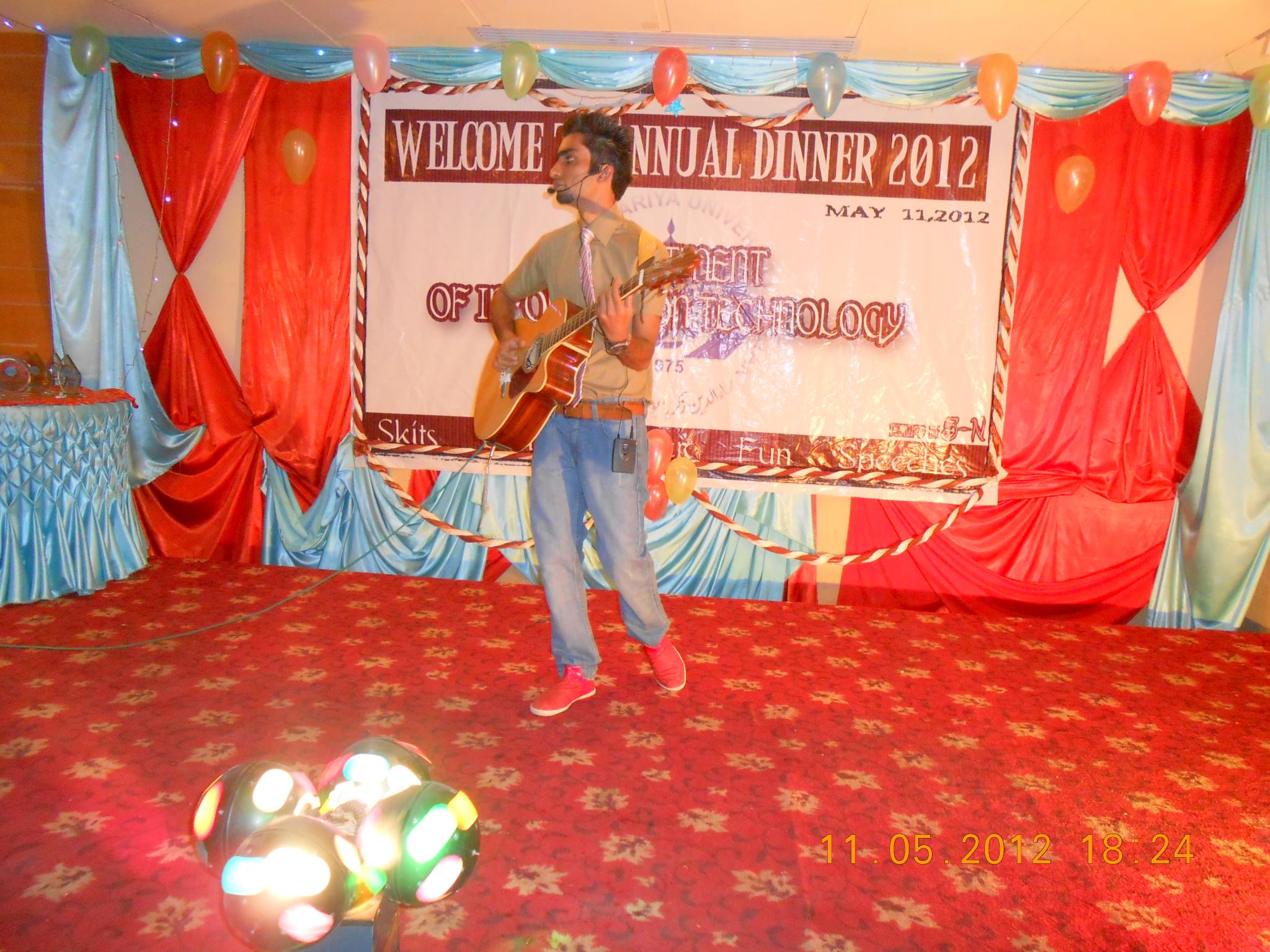 Mai doob raha Mai doob rha.. mjhe bachana.. kamal performnce meer khan sahb