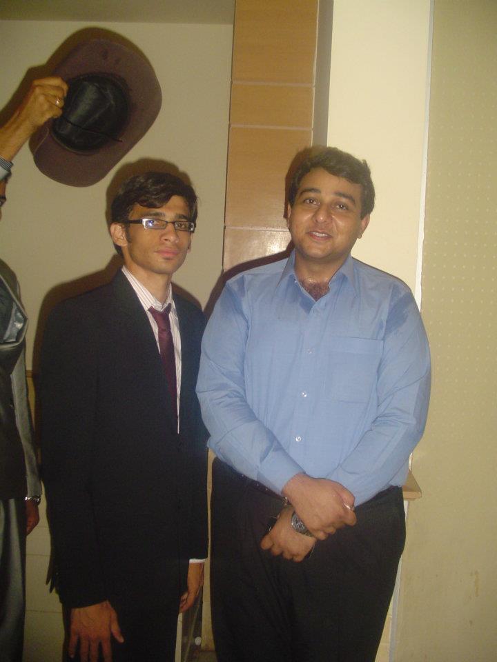 Zeeshan Haider  Bsit 2010 2014 with HOD