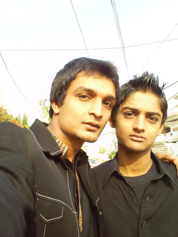 me nad ma brother awais
