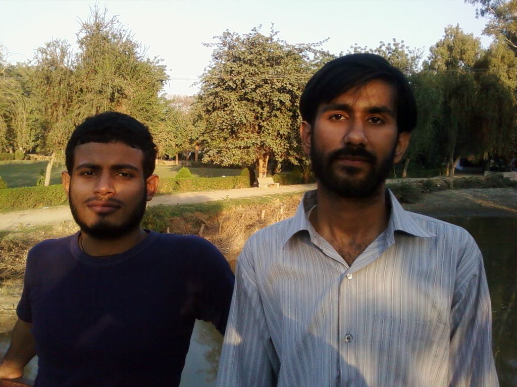 Shah Rukh and Aati...