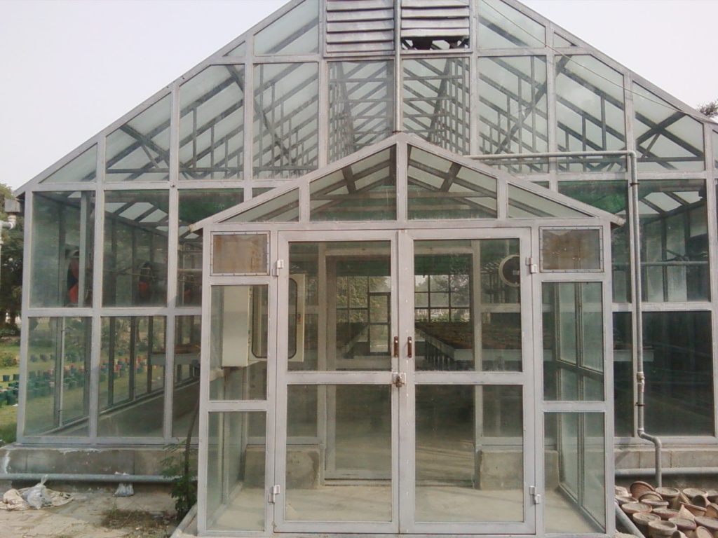 Outer view Green House Bio Park BZU Multan